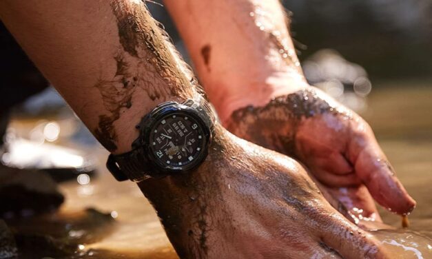 Hybrid Smartwatch Comparison: Garmin Instinct Crossover vs. Tactical