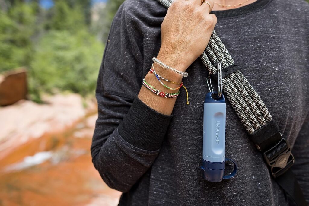 LifeStraw Peak Series – Solo Personal Water Filter for Hiking, Camping, Travel, Survival and Emergency preparedness. Removes Bacteria, parasites and microplastics.